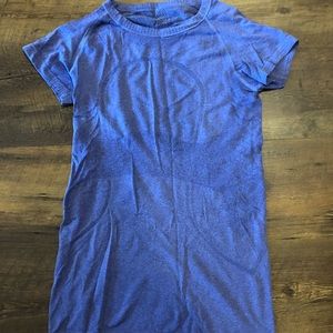 Lululemon swiftly tee 6 purple